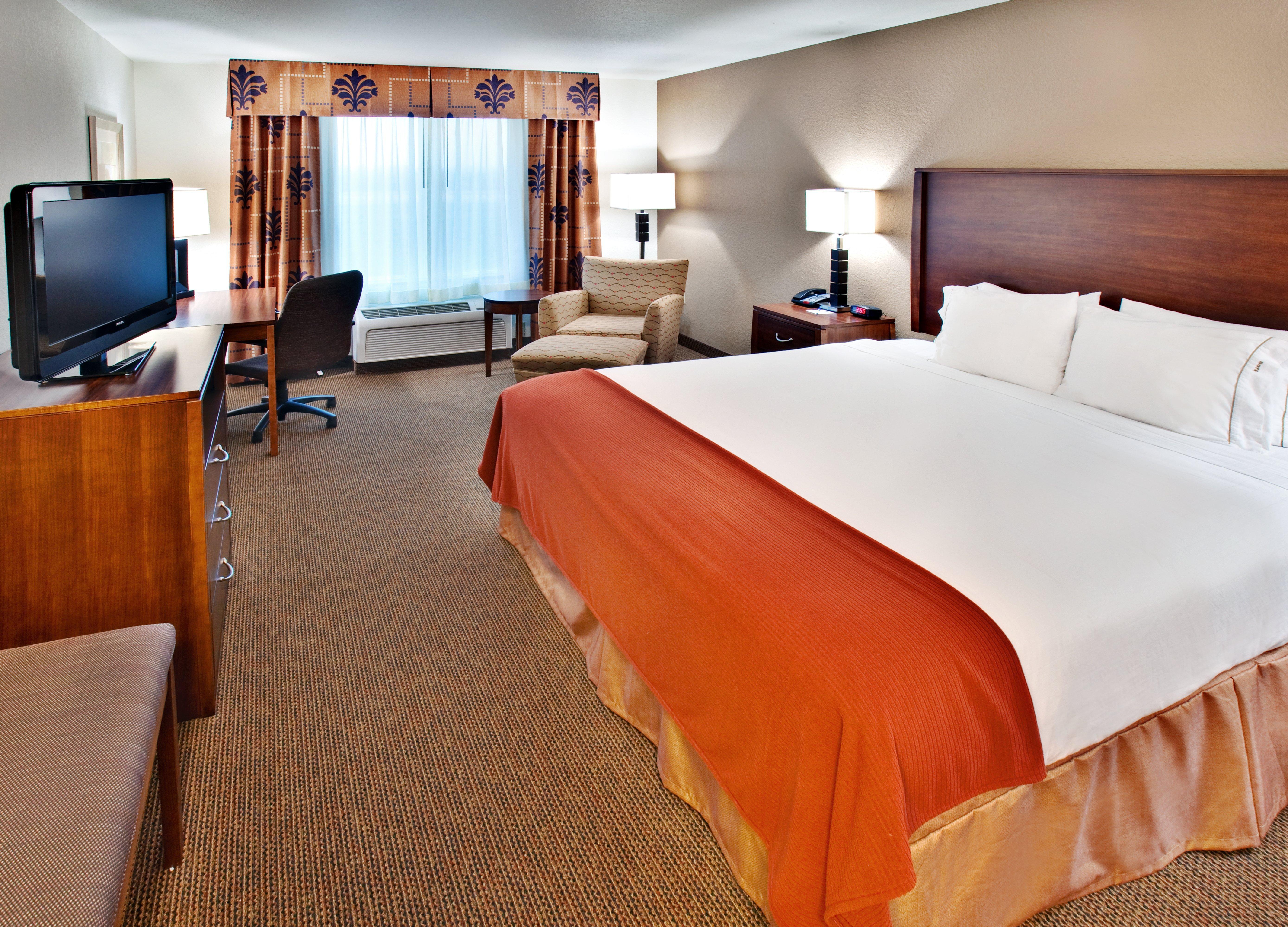 Holiday Inn Express Hotel & Suites - Dubuque West By Ihg Exterior photo